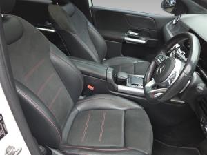 Mercedes-Benz B-Class B200 auto - Image 12