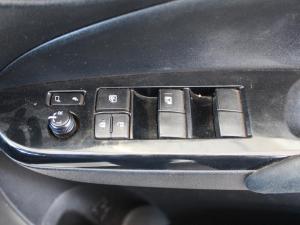 Toyota Yaris 1.5 Xs - Image 13