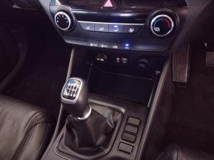 Hyundai Tucson 2.0 Premium - Image 12
