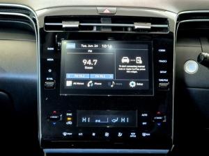 Hyundai Tucson 2.0D Elite - Image 17
