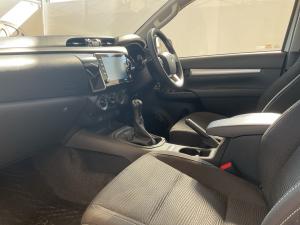 Toyota Hilux 2.4GD-6 Xtra cab Raider manual - Image 7