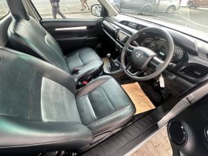 Toyota Hilux 2.4GD single cab S (aircon) - Image 12