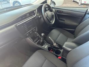 Toyota Corolla Quest 1.8 Plus manual - Image 7