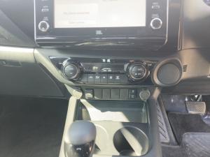 Toyota Hilux 2.8GD-6 double cab Legend auto - Image 16