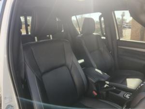 Toyota Hilux 2.8GD-6 double cab Legend auto - Image 18
