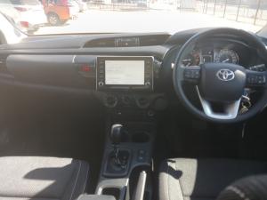 Toyota Hilux 2.4GD-6 double cab Raider auto - Image 6