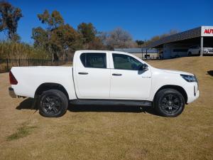 Toyota Hilux 2.4GD-6 double cab Raider auto - Image 3