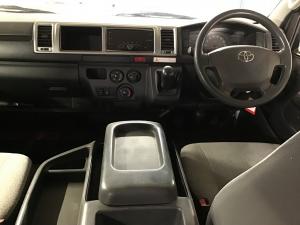 Toyota Hiace 2.5D-4D Ses-fikile 16-seater - Image 6