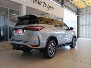 Toyota Fortuner 2.4GD-6 auto - Image 2