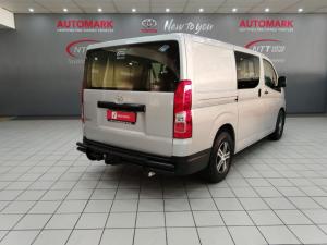 Toyota Quantum 2.8 LWB CrewcabP/V - Image 2