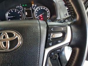 Toyota Prado VX-L 4.0 V6 automatic - Image 10