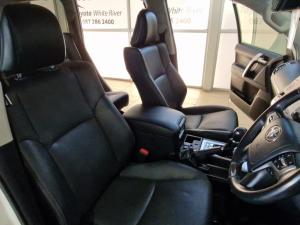 Toyota Prado VX-L 4.0 V6 automatic - Image 15