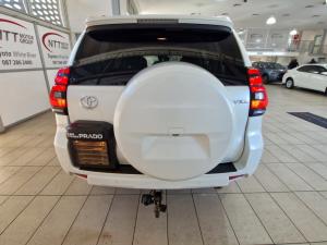 Toyota Prado VX-L 4.0 V6 automatic - Image 5