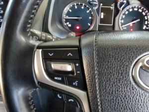 Toyota Prado VX-L 4.0 V6 automatic - Image 9