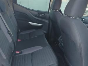 Nissan Navara 2.5D LE 4X2 automatic D/C - Image 10