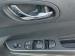 Nissan Navara 2.5D LE 4X2 automatic D/C - Thumbnail 19