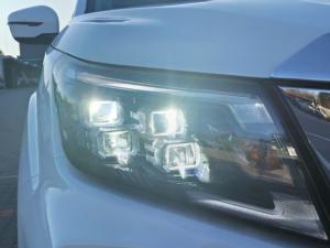 Nissan Navara 2.5D LE 4X2 automatic D/C - Image 23