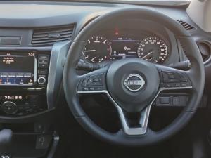 Nissan Navara 2.5D LE 4X2 automatic D/C - Image 8