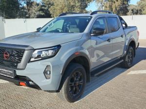 Nissan Navara 2.5DDTI PRO-4X 4X4 automatic D/C - Image 19