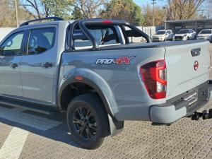 Nissan Navara 2.5DDTI PRO-4X 4X4 automatic D/C - Image 21