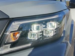 Nissan Navara 2.5DDTI PRO-4X 4X4 automatic D/C - Image 22