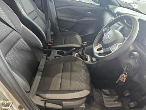 Nissan Magnite 1.0 Visia - Image 16