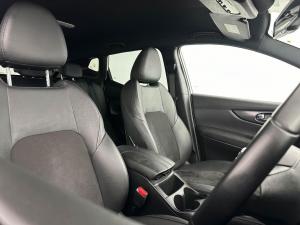 Nissan Qashqai 1.2T Midnight CVT - Image 12