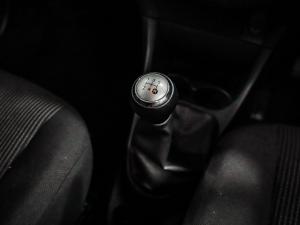 Toyota Etios hatch 1.5 Sprint - Image 13