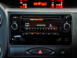 Toyota Etios hatch 1.5 Sprint - Image 9