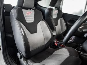 Ford Fiesta ST - Image 13