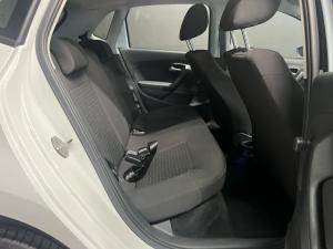 Volkswagen Polo Vivo hatch 1.4 - Image 8