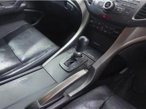 Honda Accord 2.0 automatic - Image 12