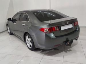 Honda Accord 2.0 automatic - Image 3