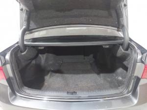 Honda Accord 2.0 automatic - Image 5