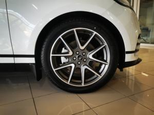 Land Rover Range Rover Velar D200 Dynamic HSE - Image 10