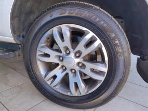 Ford Everest 2.2TDCi XLT auto - Image 10