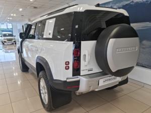 Land Rover Defender 110 D240 SE - Image 3