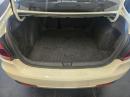 Thumbnail Volkswagen Polo sedan 1.6 manual