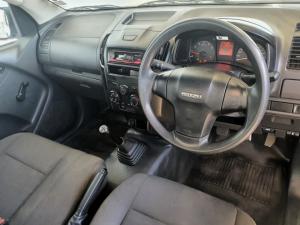 Isuzu D-Max Gen 6 250c single cab Fleetside - Image 7