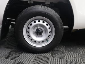 Toyota Hilux 2.0 single cab S (aircon) - Image 7