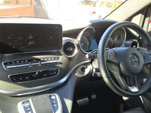 Mercedes-Benz V-Class V300d Exclusive - Image 11