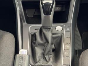 Volkswagen Polo hatch 1.0TSI R-Line - Image 9