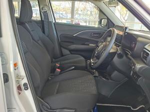 Suzuki Swift 1.2 GLX manual - Image 7