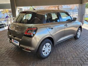 Suzuki Swift 1.2 GL - Image 7