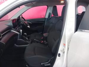 Toyota Urban Cruiser 1.5 XR auto - Image 9