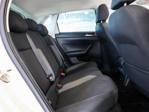 Volkswagen Polo hatch 1.0TSI Life manual - Image 15