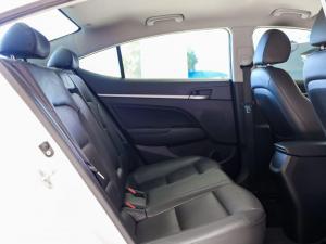 Hyundai Elantra 1.6 Executive - Image 15