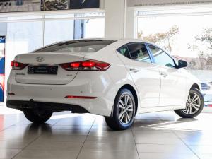 Hyundai Elantra 1.6 Executive - Image 20