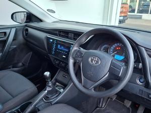 Toyota Corolla Quest 1.8 Plus manual - Image 6