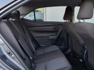Toyota Corolla Quest 1.8 Plus manual - Image 9